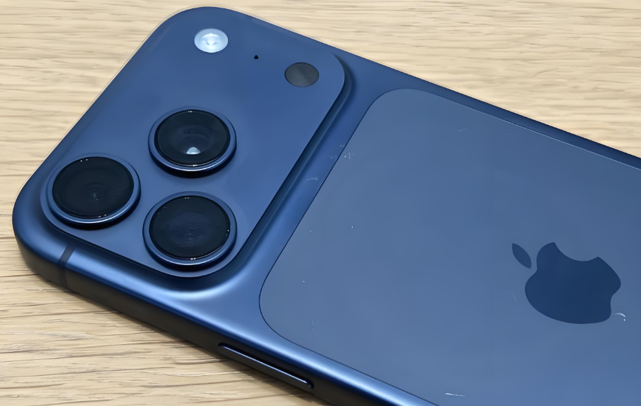 苹果回应 iPhone 17 Pro 划痕问题：系 MagSafe 展示架材料转移导致